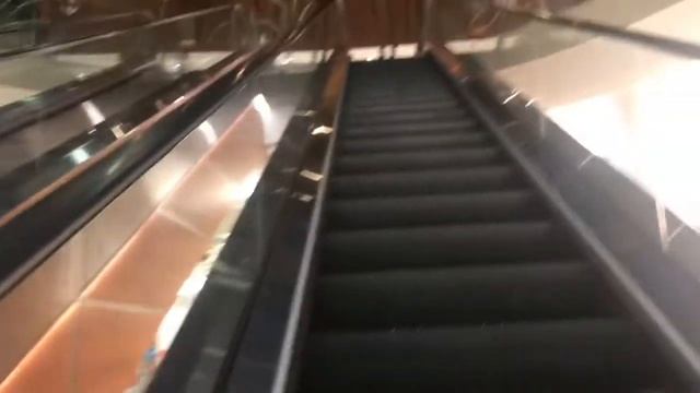 BURJUMAN MALL | SHOPPING MALL IN DUBAI