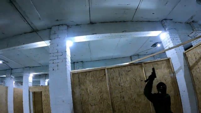 Пистолетная игра в клубе Портал. Лютый снова в деле!!! смотреть онлайн