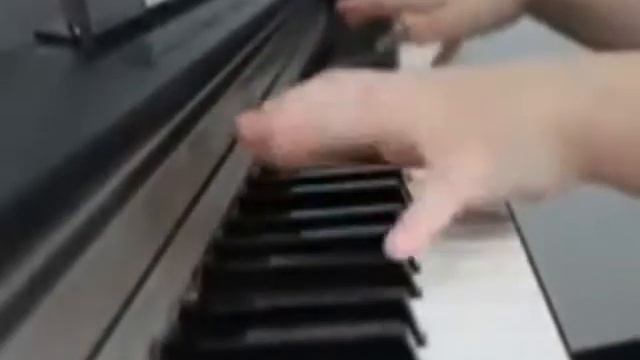 клубняк на пианино смотреть онлайн