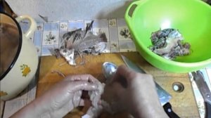 Очень вкусные рыбные котлеты, из карася и мелкой рыбешки.Способ, как разделать рыбу на фарш