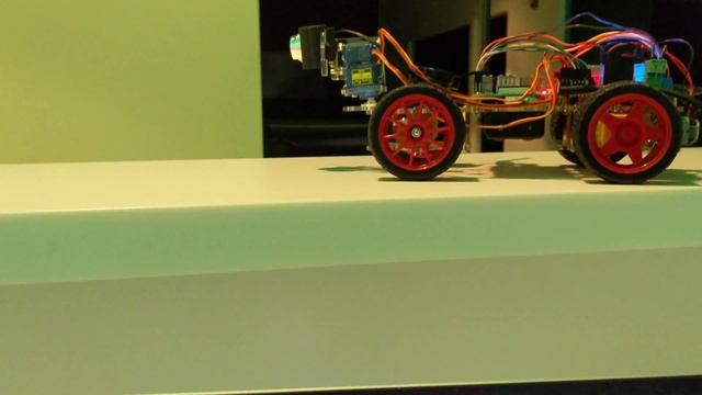Apache Nifi MiNiFi C++ robot car смотреть онлайн
