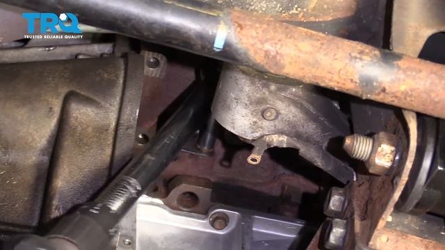 How To Replace Crankshaft Position Sensor 2000-2006 Chevy Tahoe смотреть онлайн