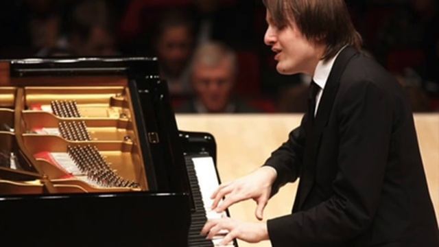 Daniil Trifonov ~ Schumann Piano Concerto ~ live 2016 смотреть онлайн