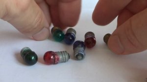 СТАРЫЙ  СЕКРЕТ РАЗНОЦВЕТНЫХ ЛАМПОЧЕК