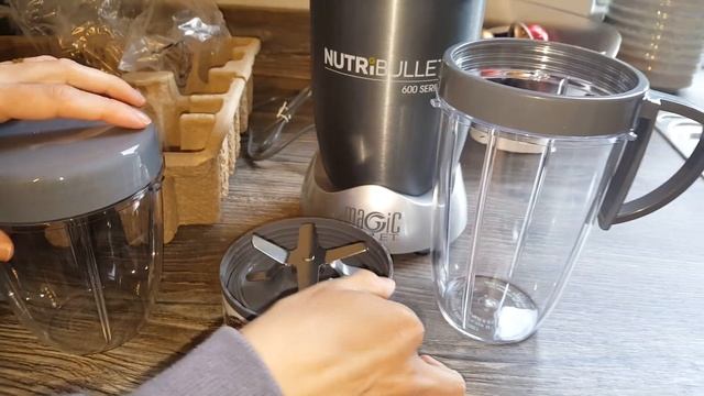 NutriBullet 600 Series UNBOXING & First Use | Juicer, blender, smoothie maker, extractor or all 4? смотреть онлайн