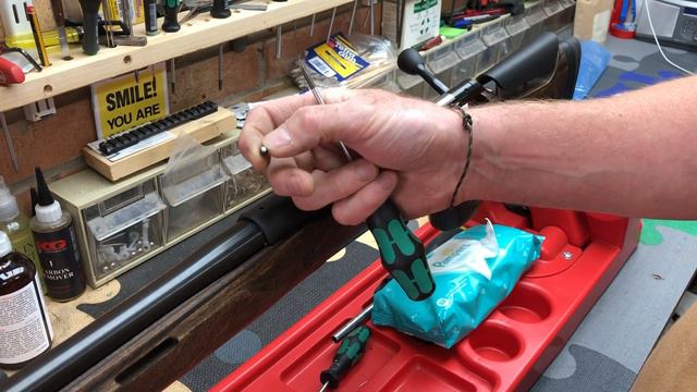 Adding a Picatinny rail to the Sauer 100 Fieldshoot in 6.5 Creedmoor смотреть онлайн