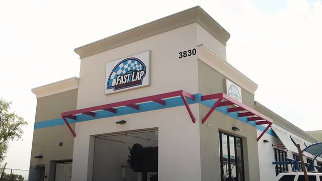 Fast Lap Car Wash Shopping Center Business Case Study and Overview смотреть онлайн