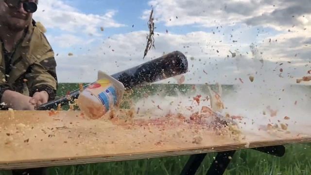 БЕЙСБОЛ ПРОДУКТАМИ.  Разбили битой монитор LG.