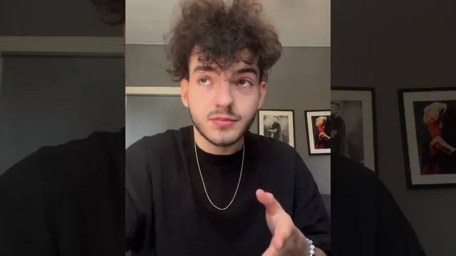Azahriah videó üzenete a balhé után смотреть онлайн