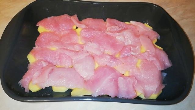 Мясо по французски в духовке. Простой рецепт. смотреть онлайн