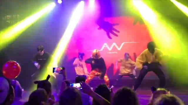 [BEEKEEPERS] IKON- B-DAY