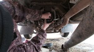 Toyota Dyna.Ремонт механической части ручника.Часть 3.Установка на грузовик.