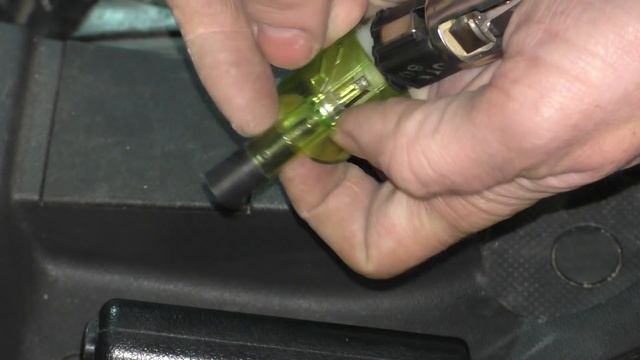Замена прикуривателя на Приоре и лампы его подсветки