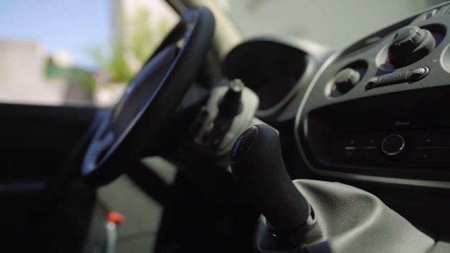 une relation qui dure I Renault Pro+ смотреть онлайн