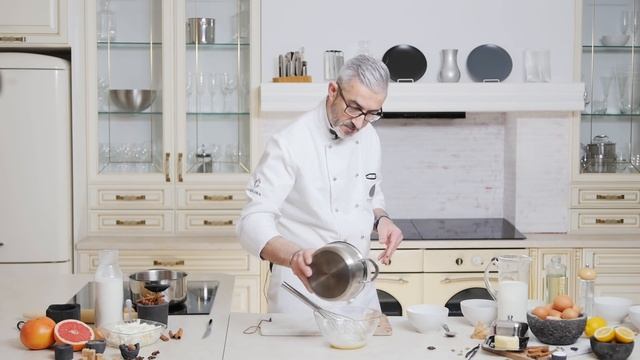 Рецепт итальянских пончиков от [Рецепты Bon Appetit] смотреть онлайн