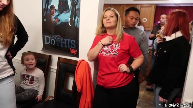 SURPRISING A FAN ON HIS BIRTHDAY (EMOTIONAL) смотреть онлайн