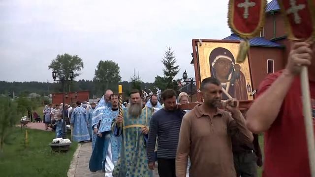Празднование Казанского образ Крестный ход в Чимеевской обители Курганской епархии смотреть онлайн