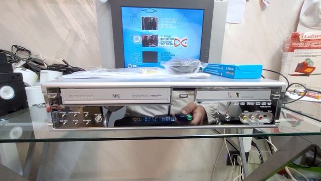 VIDEOREGISTRATORE VHS DVD RECORDER DAEWOO DF-8150P ESTETICAMENTE STUPENDO COME NUOVO COPIA VHS - DV смотреть онлайн
