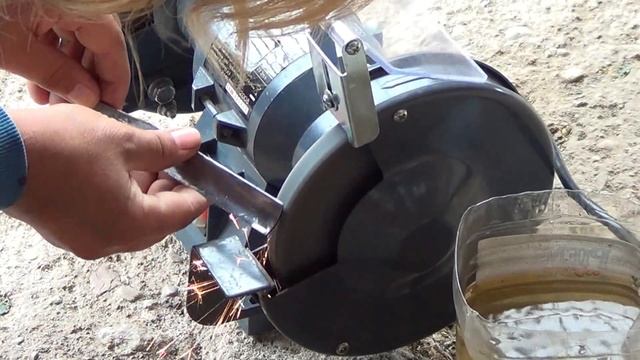 Стамеска (резец) для резьбы по дереву из рессоры своими руками. смотреть онлайн