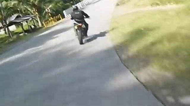 kawasaki ninja 250 vs suzuki sb 250 motard going to davao oriental смотреть онлайн