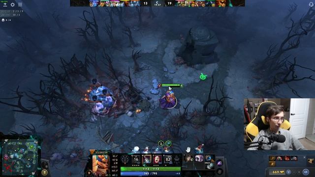Dota 2 Мэтиас лёгкая на Джаге. Я саппорчу его на Сайленсере. В Миду у нас пикнул смотреть онлайн