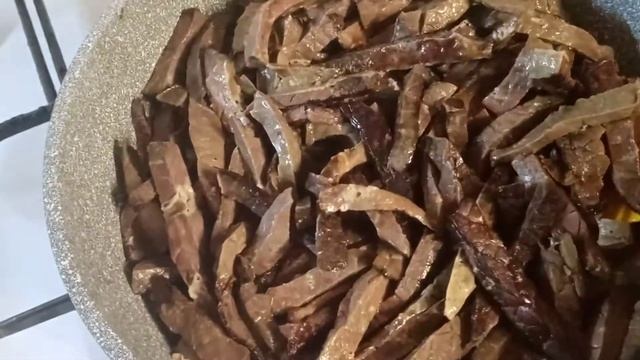 Вы скупите всё говяжье легкое на мясном рынке.#Деликатез за 30 рублей. #Чипсы из говяжьего легкого. смотреть онлайн