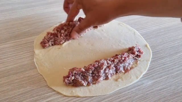 Блюдо, которым я УДИВИЛА свою семью! Они такие вкусные, что я готовлю их 2 раза в неделю! смотреть онлайн