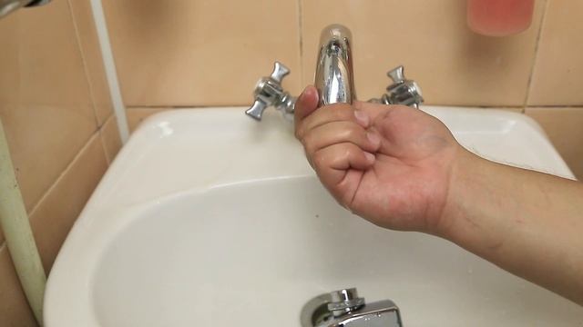 Инфракрасный датчик на водный смеситель. смотреть онлайн