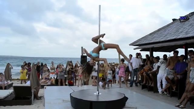 Очень красивый танец на шисте!! этот танец шокировал весь мир смотреть онлайн