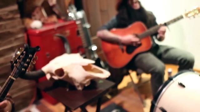 "The Wanderer" - Shawn James and the Shapeshifters смотреть онлайн