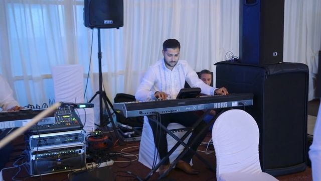 Instrumental AdiOlogu Band смотреть онлайн