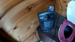 ТЁПЛЫЙ УЛИЧНЫЙ ТУАЛЕТ КАК СДЕЛАТЬ Как утеплить туалет Утепление дачного уличного туалета.mp4