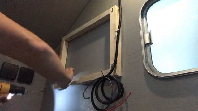 Renogy 100 Watt Solar Panel; Wanderer Charge Controller Board смотреть онлайн