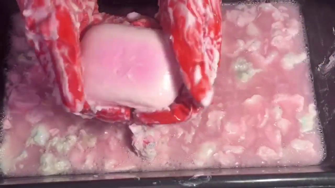 ASMR/mushy Soap/sponges/Relaxing Sounds.