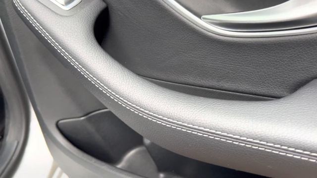 MERCEDES-BENZ C-CLASS 2.1 C220 BLUETEC SPORT 4d 170 BHP смотреть онлайн