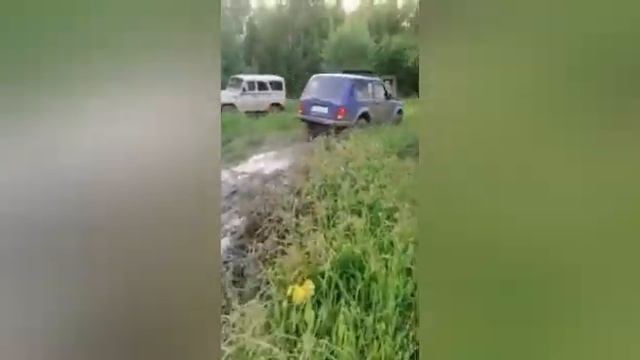 ?ТА САМАЯ НИВА!!!? смотреть онлайн