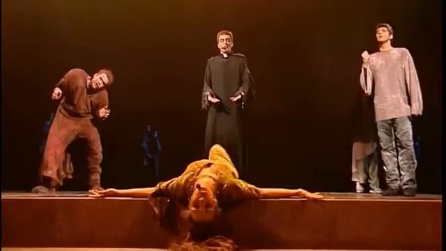 Мюзикл "Нотр-Дам де Пари" смотреть онлайн