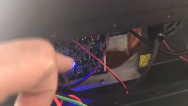D8 LCD Screen Troubleshooting смотреть онлайн