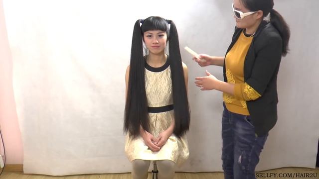 Hair2U - Miss Yi Very Long to Pixie Haircut Preview смотреть онлайн