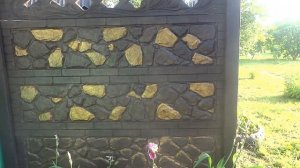 Как покрасить бетонный забор за копейки.  Качественно и недорого. Декоративные элементы