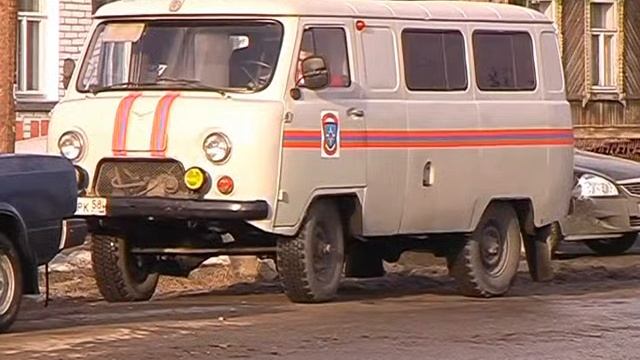 Ситуация с паводком в Кузнецком районе под контролем. Апрель 2013 год. смотреть онлайн