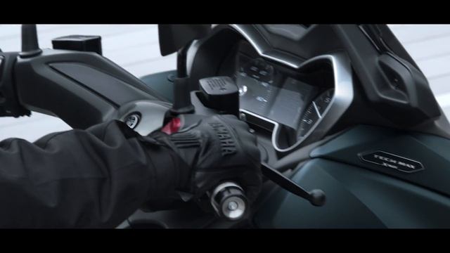 Yamaha XMAX 250 Tech MAX: Designed to the MAX смотреть онлайн
