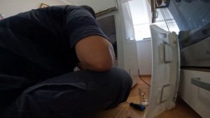 Ремонт холодильника  SAMSUNG  подтекает вода   СОЧИ