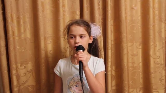 Лиза Васина. Стихи Сергея Есенина. "Эта улица мне знакома". 16.09.2018 смотреть онлайн