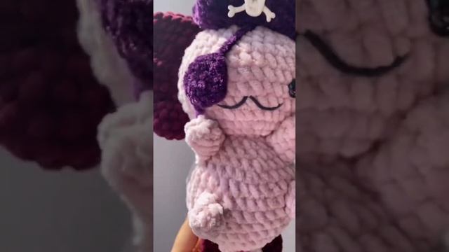 Пират Аксолотль #амигуруми #аксолотль #amigurumi #knit #творчество #cute #рукоделие #игрушки #hobby