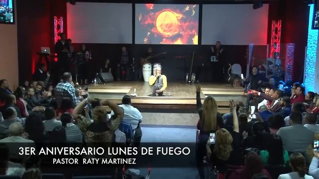 Pastor Raty Martinez Lunes de Fuego смотреть онлайн