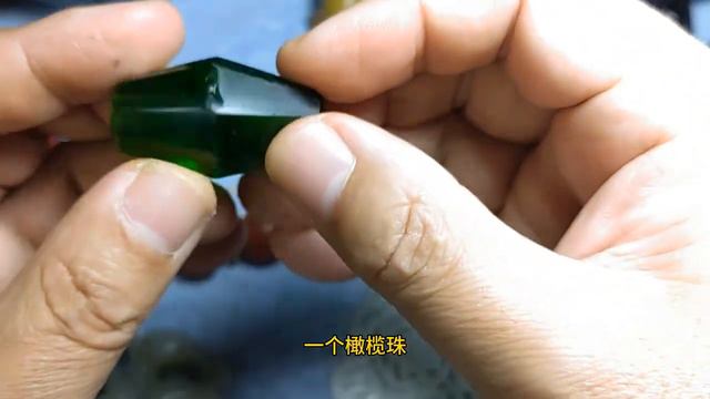 因为老王压价太狠，气得老板直接爆粗口，管他说啥买到好东西再说 смотреть онлайн
