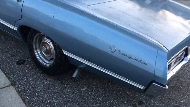 1967 Chevy Impala 4 door factory A/C смотреть онлайн