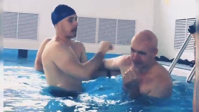 Денис Ряузов. Варианты выхода из неудавшегося болевого. ТРЕНИРОВКА В ВОДЕ / Боевые искусства смотреть онлайн