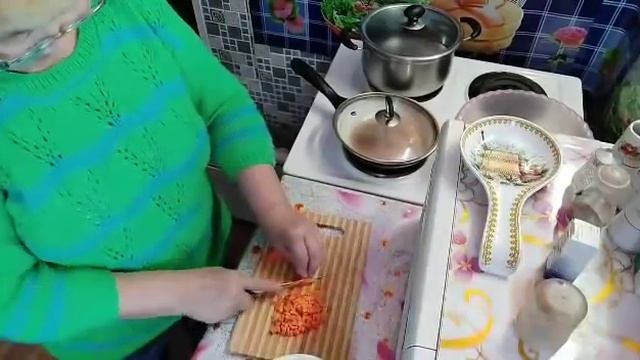 Сходила в пенсионный фонд //Вот вам и льготы//Готовим рыбный суп// смотреть онлайн